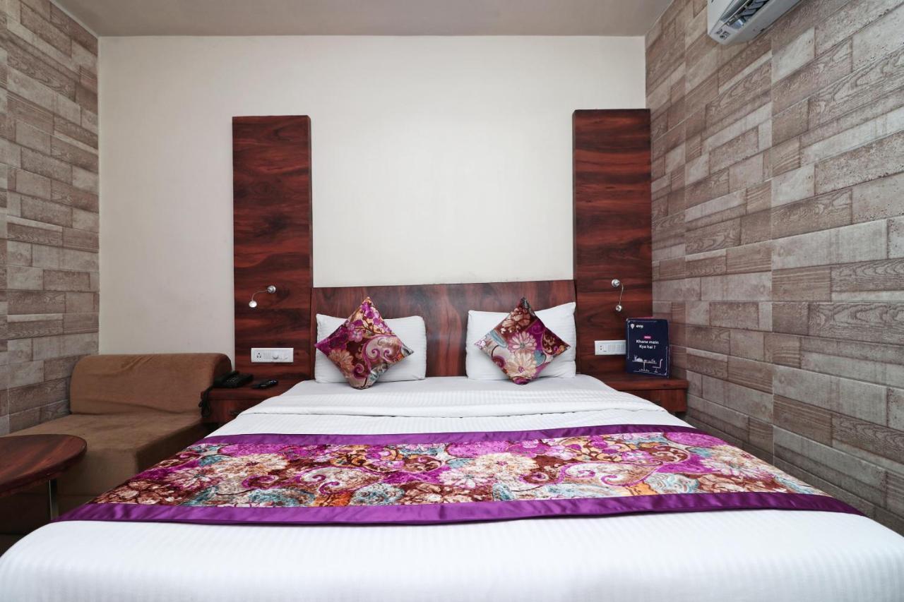 Hotel Deep Kanpur Exterior photo