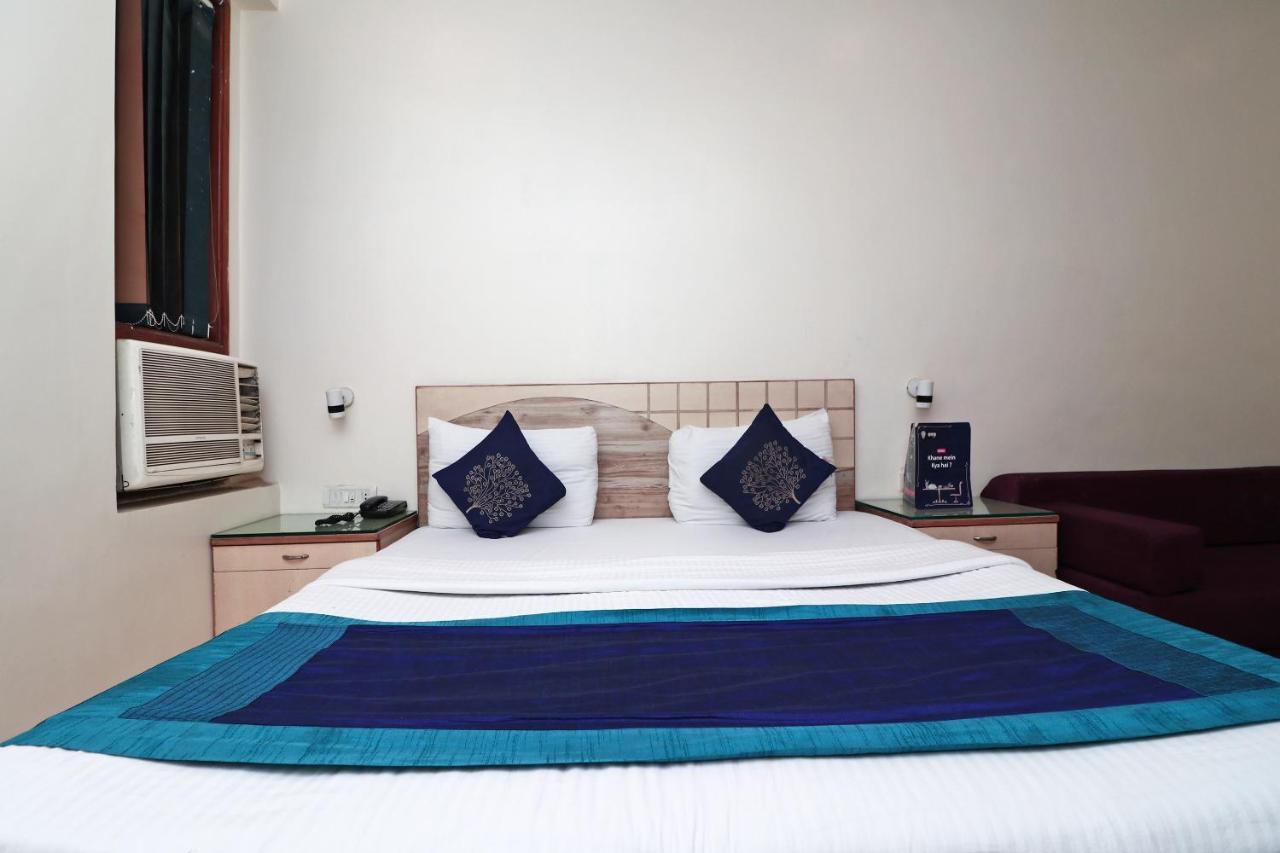 Hotel Deep Kanpur Exterior photo