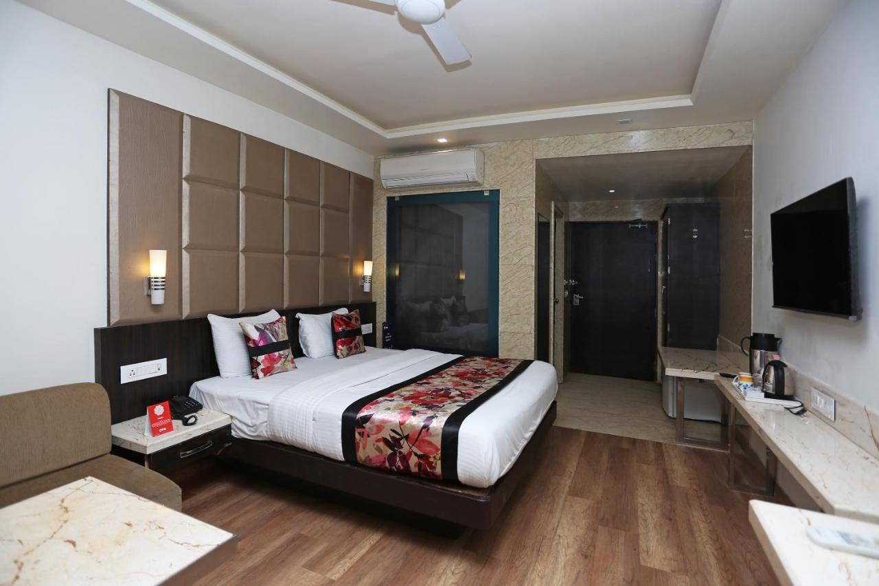Hotel Deep Kanpur Exterior photo